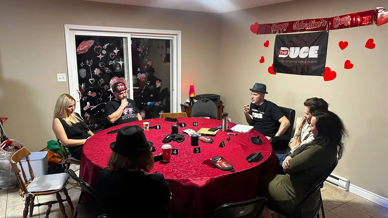 Игровой стол и реквизит